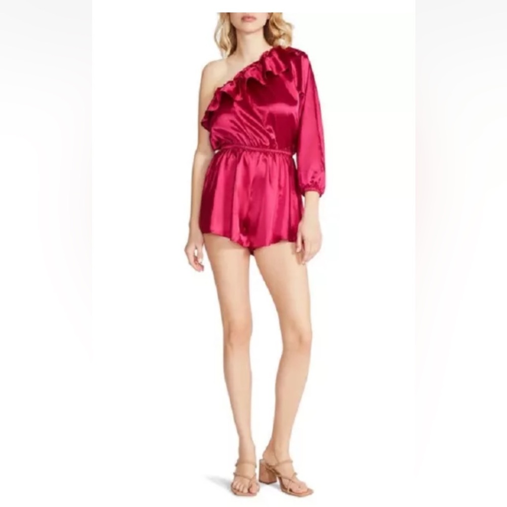 Steve Madden Ruffle One Shoulder Satin Romper Fuchsia